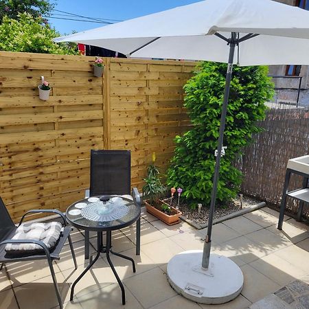 Studio Apartment City With Free Parking Pula Bagian luar foto