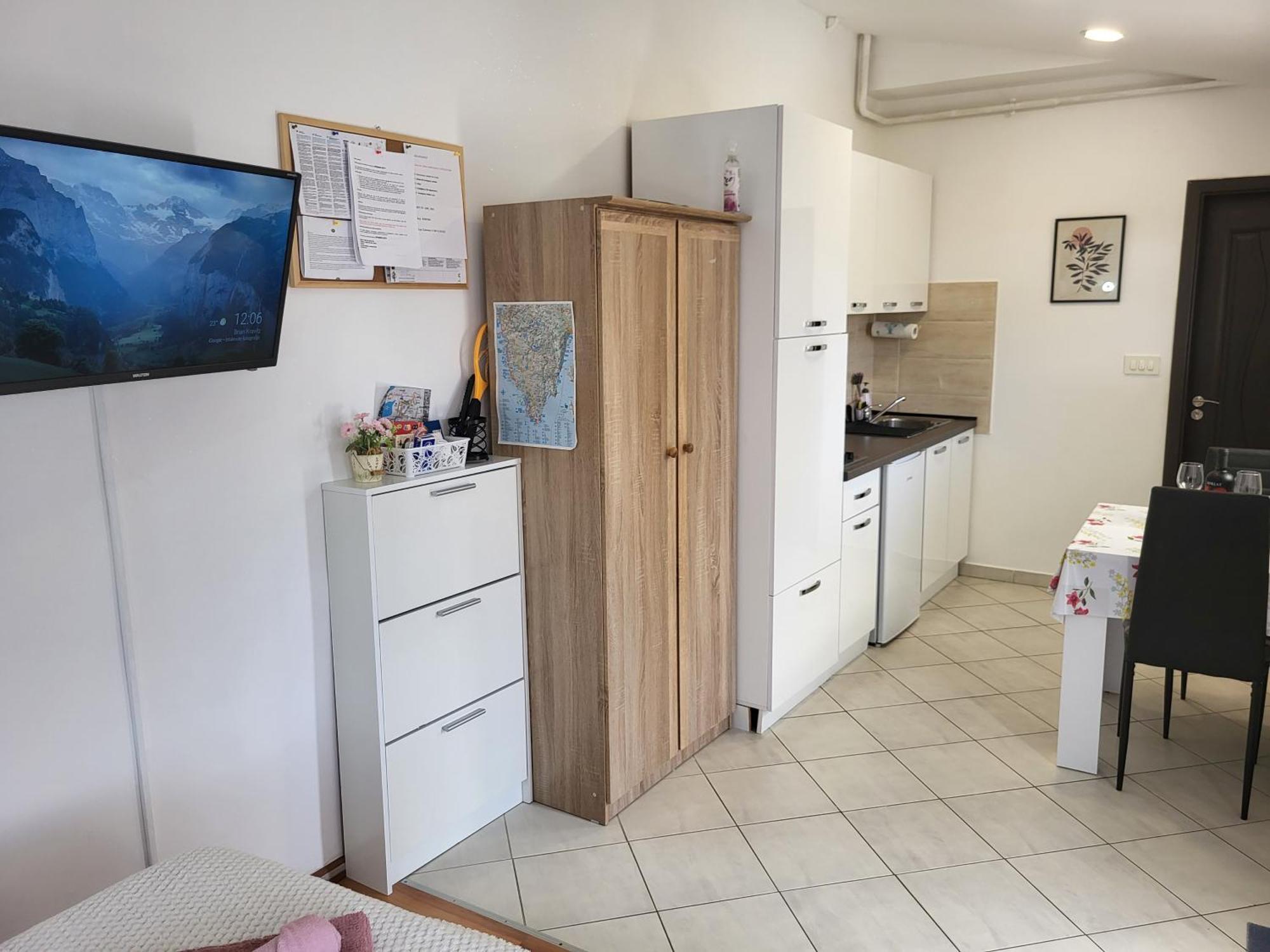 Studio Apartment City With Free Parking Pula Bagian luar foto