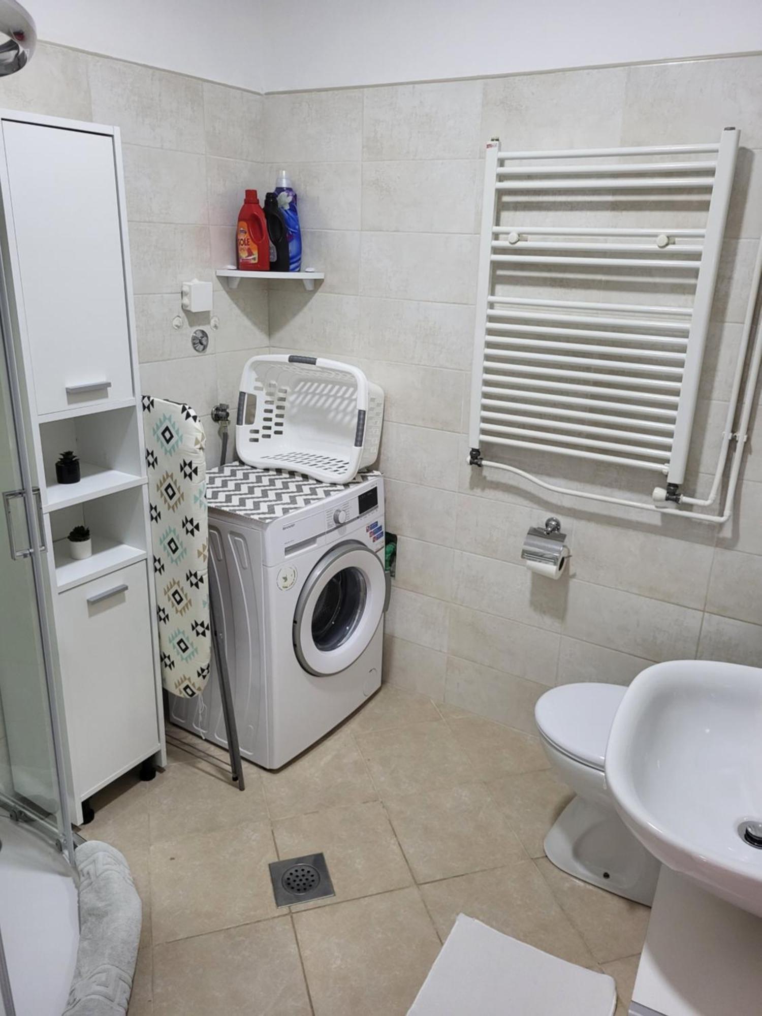 Studio Apartment City With Free Parking Pula Bagian luar foto